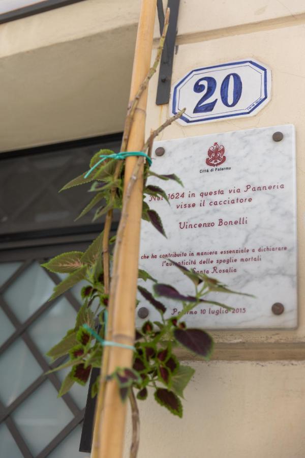 La Casa Del Cacciatore - Alloggio Con Terrazzo Apartment Palermo Bagian luar foto