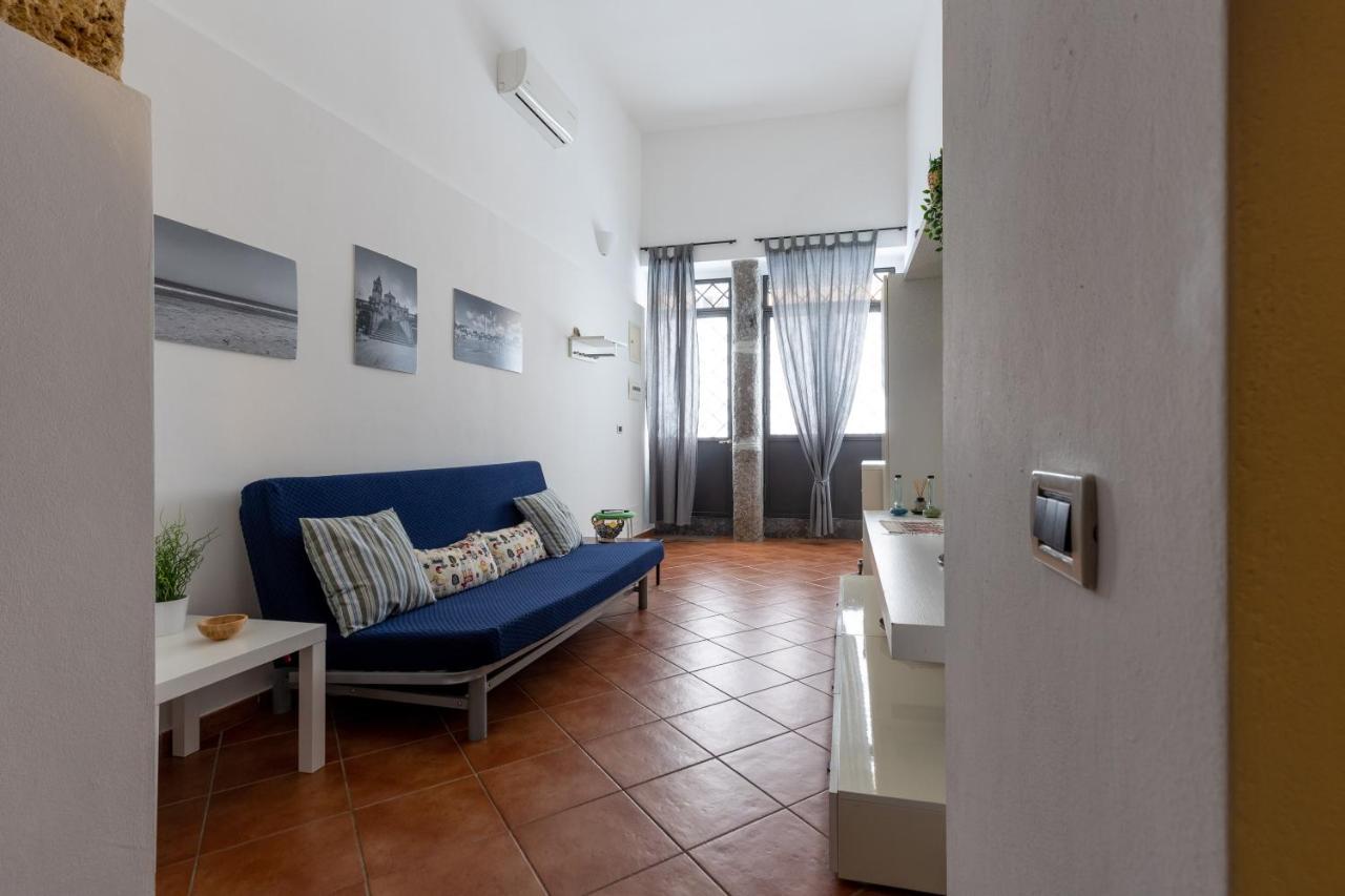 La Casa Del Cacciatore - Alloggio Con Terrazzo Apartment Palermo Bagian luar foto