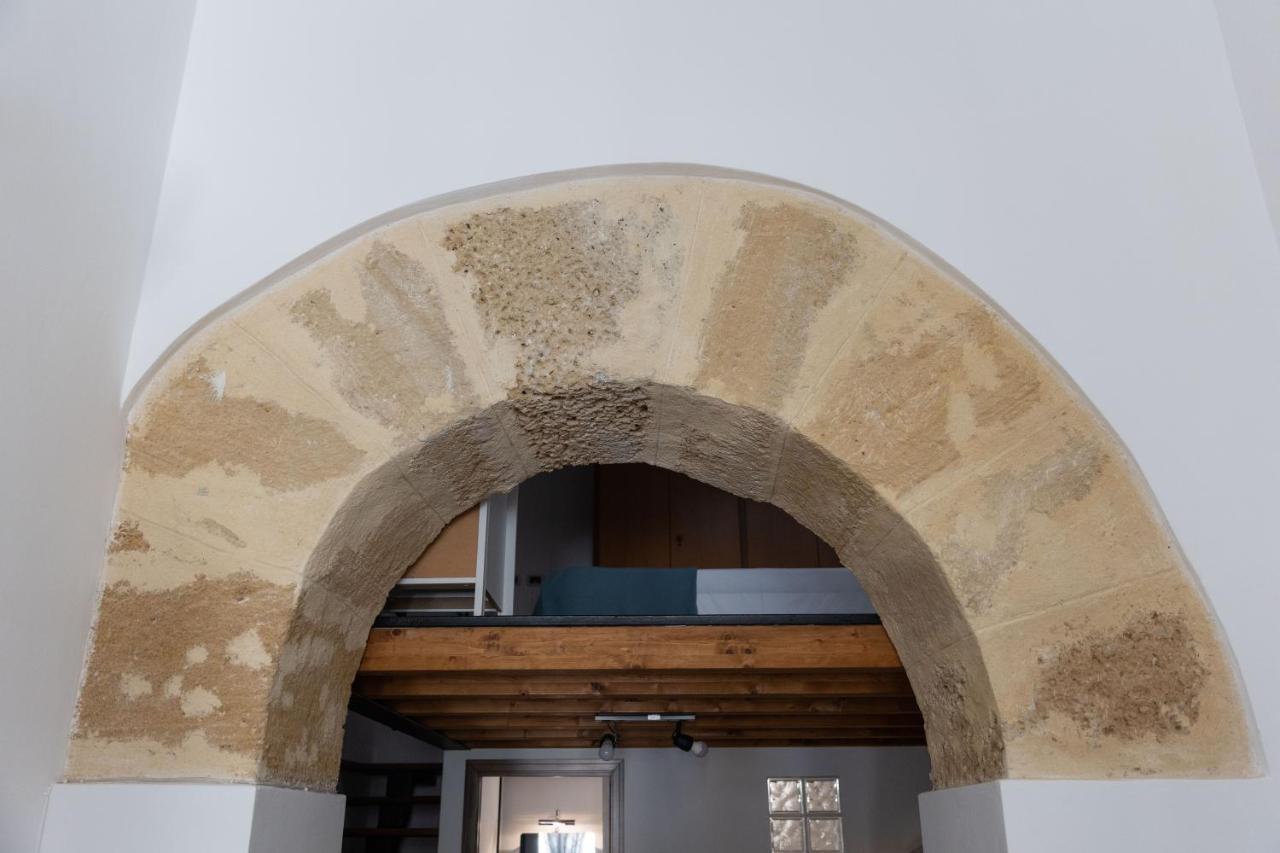 La Casa Del Cacciatore - Alloggio Con Terrazzo Apartment Palermo Bagian luar foto