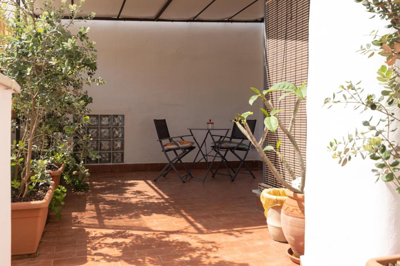 La Casa Del Cacciatore - Alloggio Con Terrazzo Apartment Palermo Bagian luar foto